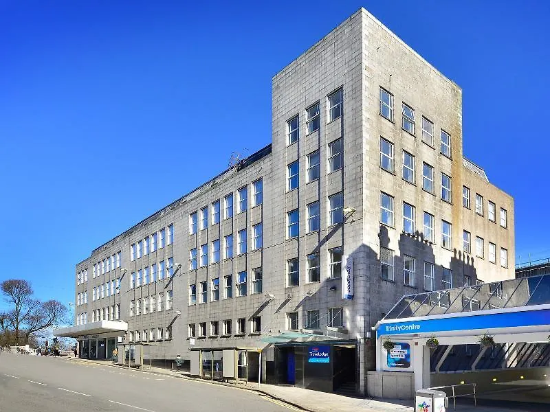 Travelodge Aberdeen Central 3*,